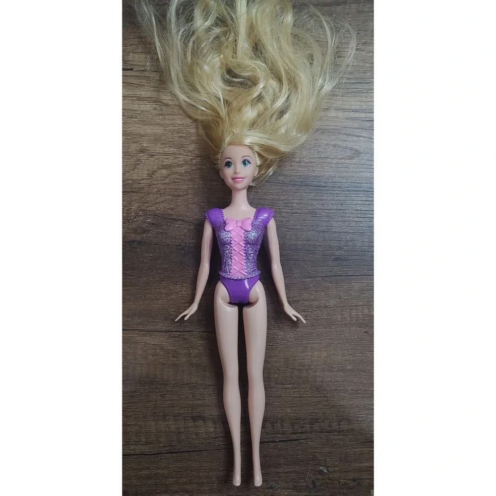 2012 Disney Barbie Rapunzel Tangled Doll Toy *Messy Hair* But Good Condition